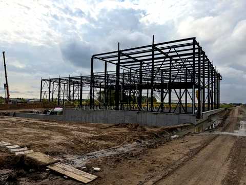 коммерческая по адресу Янтарна ул., 11