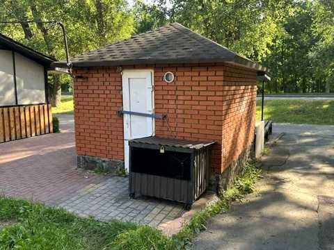 комерційна за адресою Проскурівського підпілля вул., 213/2