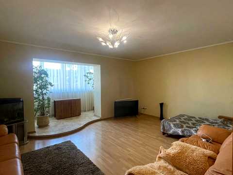 квартира за адресою Водопровідна вул., 16