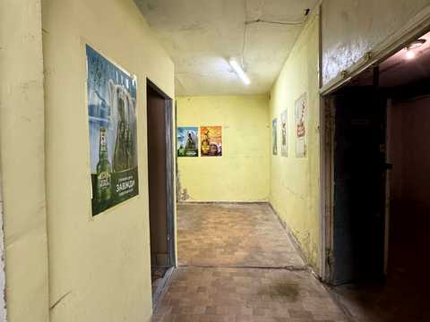 комерційна за адресою Кропивницького вул., 80