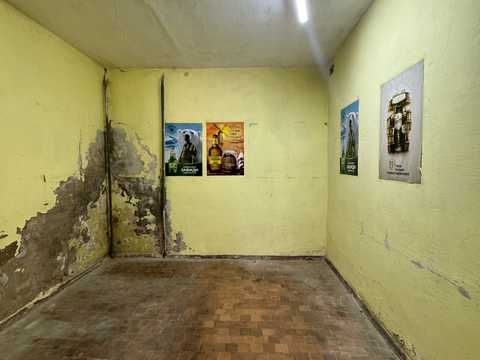 комерційна за адресою Кропивницького вул., 80