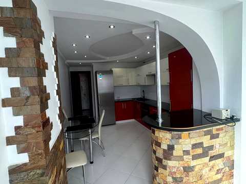 квартира за адресою Коновальця вул., 5