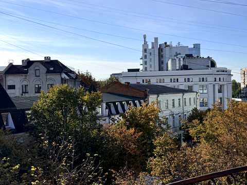 комерційна за адресою Проскурівська вул., 7