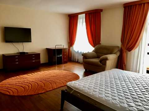 квартира за адресою Гоголівська вул., 17