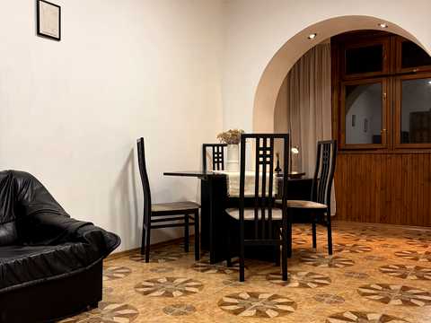 квартира за адресою Харків, Майка Йогансена вул. (Лермонтовська), 3