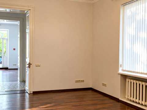 комерційна за адресою Французький бульв., 5