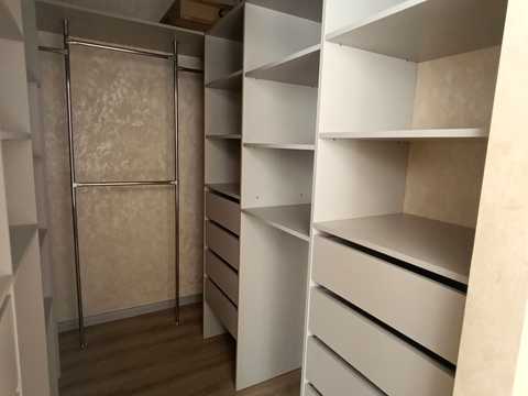 квартира по адресу Молодіжна ул., 10