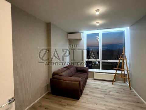 квартира за адресою Салютна вул., 2к6