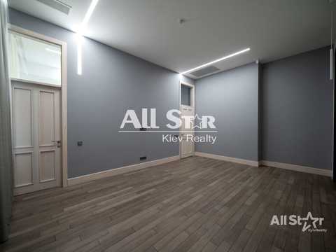 комерційна за адресою Жилянська вул., 7