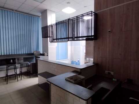 комерційна за адресою 23 Серпня вул., 2