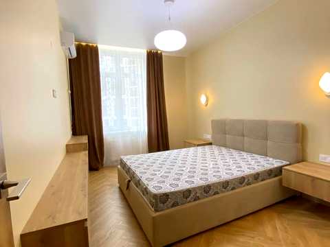 квартира за адресою Краснова вул., 1-Б