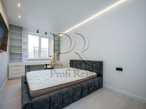 квартира за адресою Радісна вул., 4
