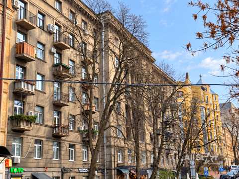 комерційна за адресою Івана Франка вул., 9