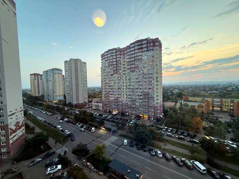 квартира за адресою Київ, Софії Русової вул., 1
