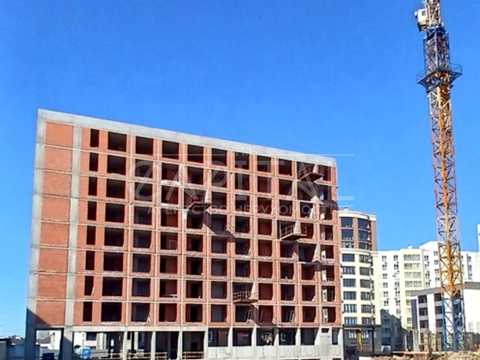 комерційна за адресою Бакинська вул., 1