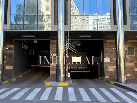 паркомісце за адресою Київ, Саперне Поле вул., 3