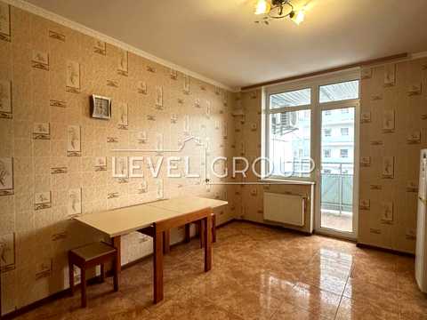 квартира за адресою Миколи Ушакова вул., 1-Б