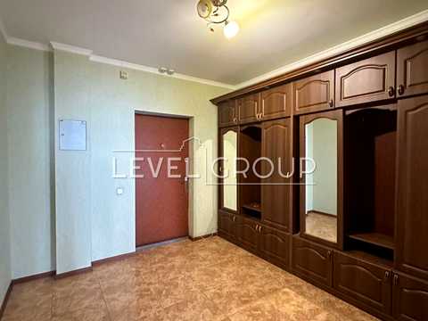 квартира за адресою Миколи Ушакова вул., 1-Б