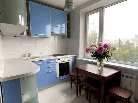квартира за адресою Перемоги просп., 72