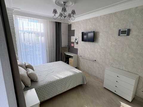 квартира за адресою Регенераторна вул., 4 к13