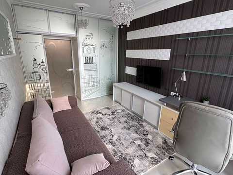 квартира за адресою Регенераторна вул., 4 к13