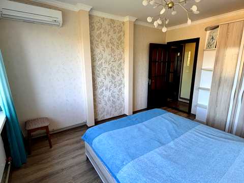 квартира за адресою Набережна Перемоги вул., 48