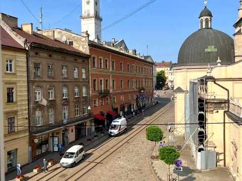 квартира за адресою Театральна вул., 7
