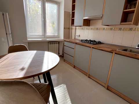 квартира за адресою Михайла Грушевського вул., 55