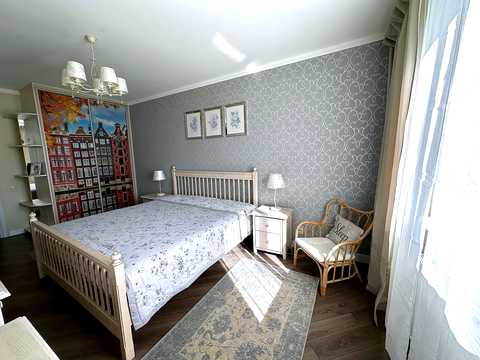 квартира за адресою Івана Стешенка вул., 83-А