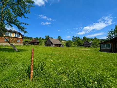 дом по адресу вулиця Лесі Українки