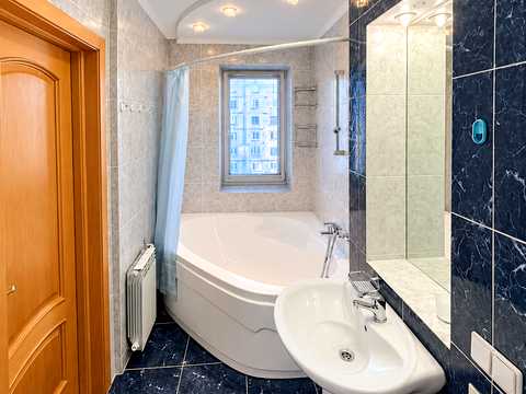 квартира за адресою Андрія Головка вул., 12