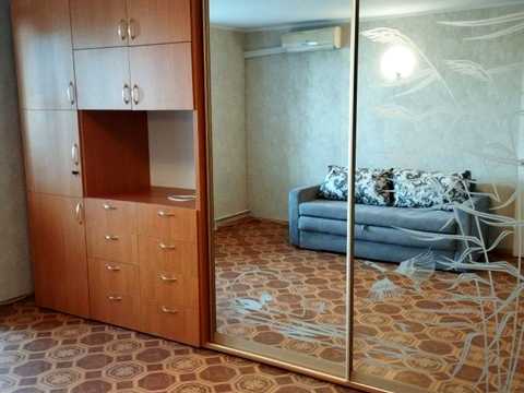 квартира по адресу Небесной Сотни просп. (Маршала Жукова), 16