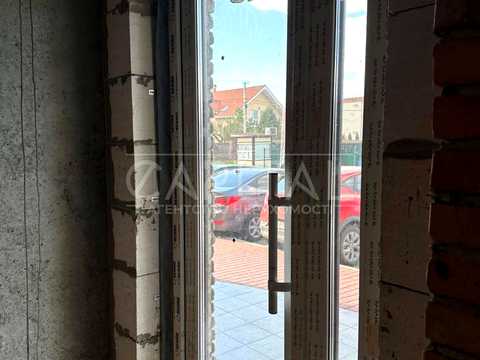 коммерческая по адресу Київська, 7
