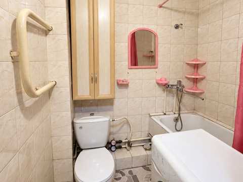 квартира за адресою Воскресенська вул., 11