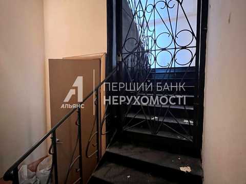 комерційна за адресою Чорноморського Козацтва вул., 70/1