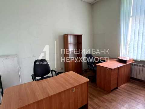 комерційна за адресою Чорноморського Козацтва вул., 70/1