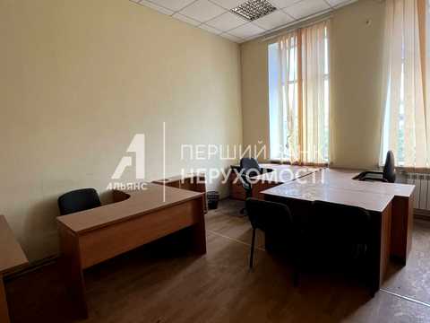 комерційна за адресою Чорноморського Козацтва вул., 70/1