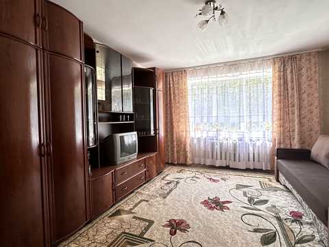 квартира за адресою Миколи Міхновського вул., 12/1
