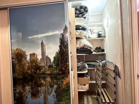 квартира за адресою Миколи Міхновського вул., 12/1