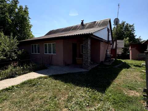 дом по адресу Провулок Шкільний, 8