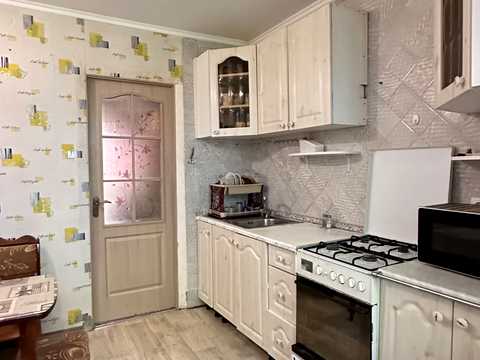 квартира за адресою Миколи Міхновського вул., 12/1