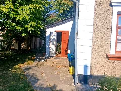 будинок за адресою Соборна вул. (Леніна), 75