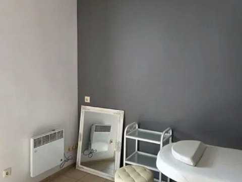 комерційна за адресою Марсельська вул., 44