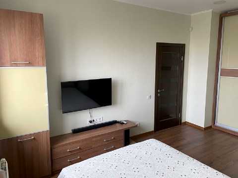 квартира за адресою Рея Бредбері вул., 7/14