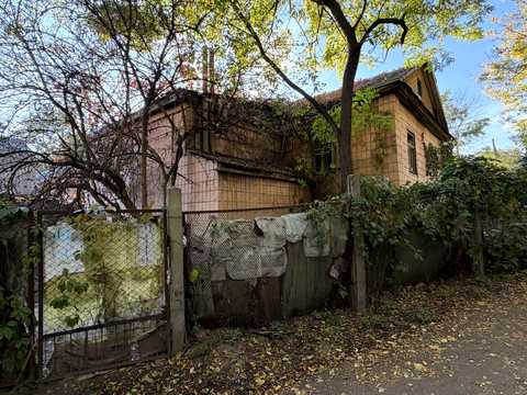 коммерческая по адресу Дмитра Донцова ул., 9