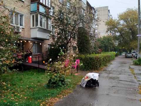 комерційна за адресою Мукачівська вул., 5-А