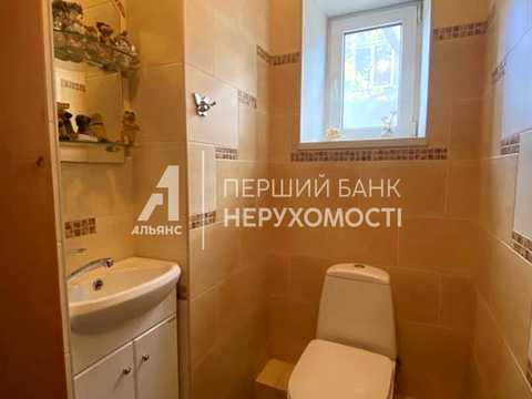 будинок за адресою Весела