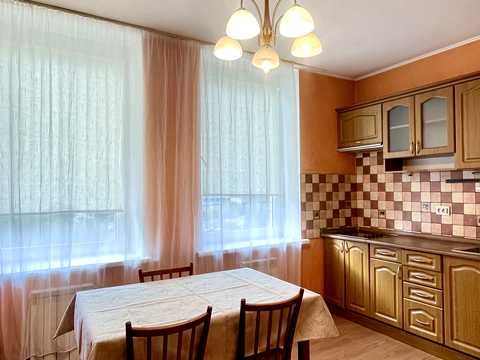 квартира за адресою Здолбунівська вул., 9-Б