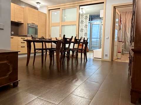квартира за адресою Раїси Окіпної вул., 18