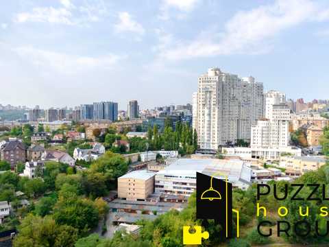 квартира за адресою Київ, Кахи Бендукідзе вул., 2